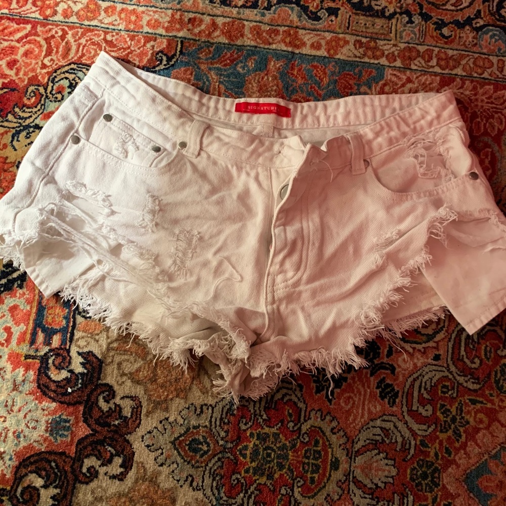 White denim signature jeans